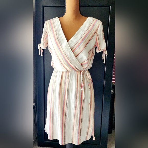 City Studio Dresses & Skirts - City Studio cream / multi color V neck lightweight cotton dress juniors medium